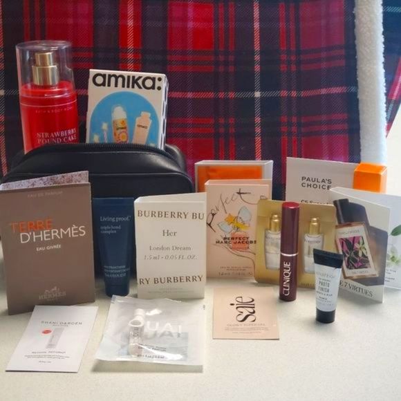 Sephora Other - Final Price. SEPHORA plus BATH & BODY WORKS fragrance and shower BUNDLE!